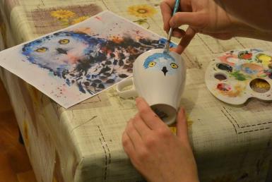 poze atelier de pictura pe ceramica