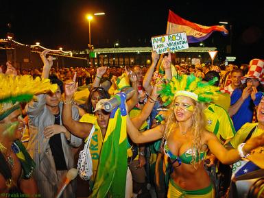 poze brazilian party