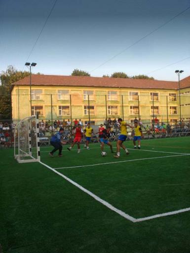 poze cupa orasului cugir la fotbal