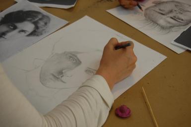 poze curs de desen cu tema portret