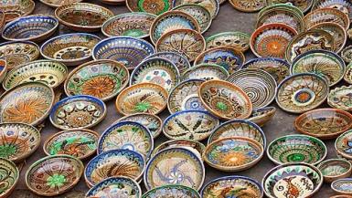 poze targul national de ceramica traditionala cucuteni 5000 