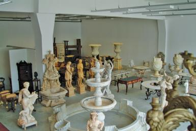 poze expozitia temporara cloroplastica romana din colectia muzeului national al unirii 