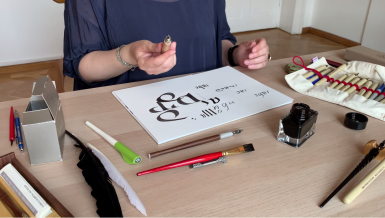 poze introducere in caligrafie atelier cu delia zahareanu