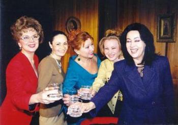 poze spectacolul de comedie cinci femei de tranzitie 