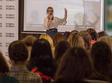 poze conferinta femei de cariera leadership feminin