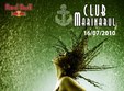 petrecere cu spuma in club marinarul